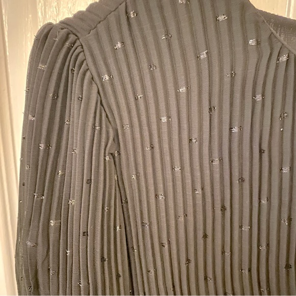 NWT BB Dakota Black Long Sleeve Blouse with Glitter Detail - Picture 5 of 6